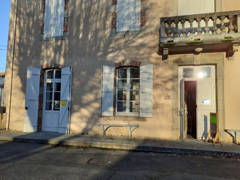photo entrée mjc